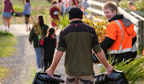 J002279 QEP School Planting Event June 2023 59 1 v2